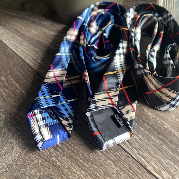 2 Skinny Neckties!! - Picture 4 of 5